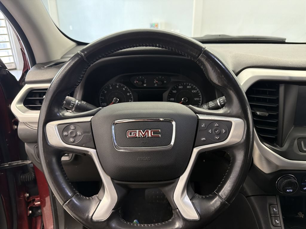 Used 2018 GMC Acadia SLE AWD/4WD image 25