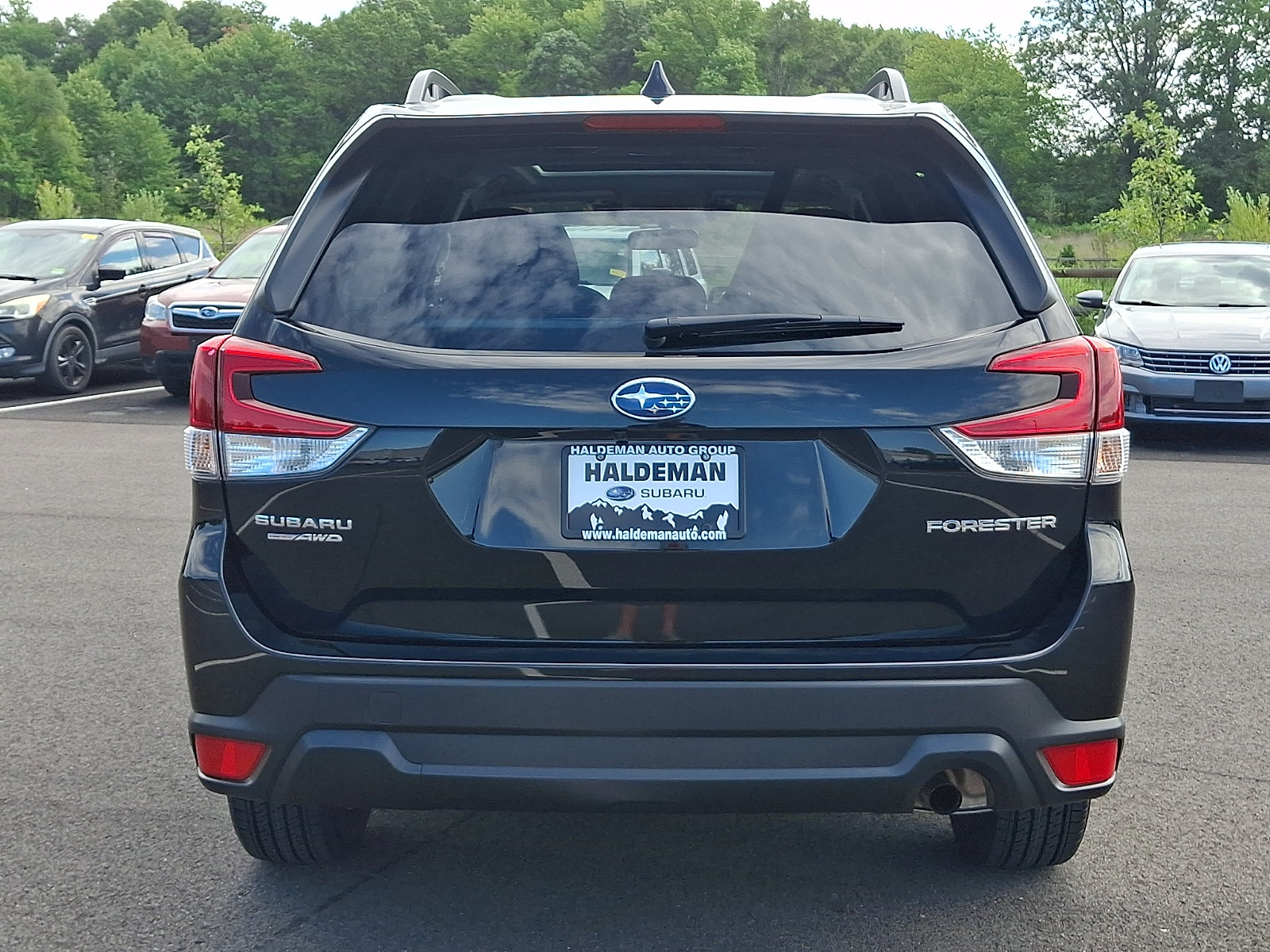 Certified 2023 Subaru Forester Premium AWD/4WD image 6