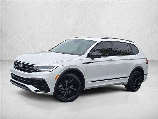 Used 2024 Volkswagen Tiguan SE R-Line