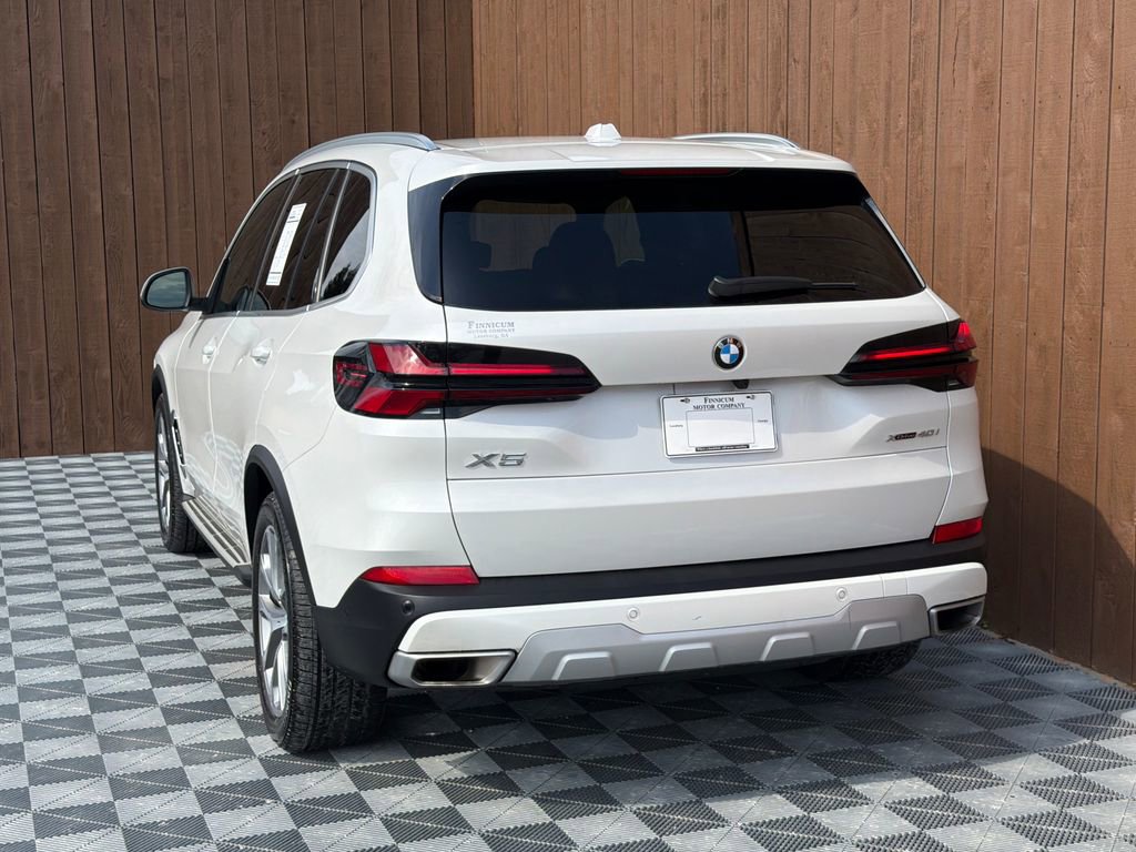 Used 2025 BMW X5 xDrive40i w/ Climate Comfort Package image 18