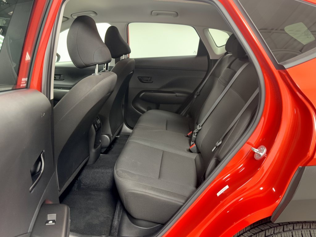 Used 2025 Hyundai Kona SEL AWD/4WD image 25
