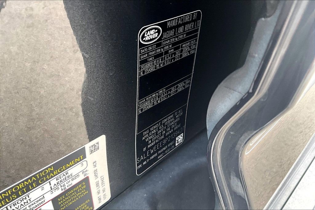 Used 2023 Land Rover Defender 110 V8 AWD/4WD image 32