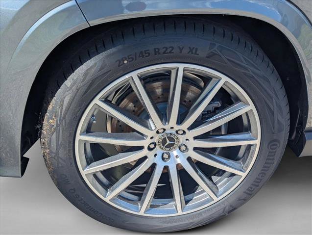 New 2026 Mercedes-Benz GLS 580 4MATIC image 9