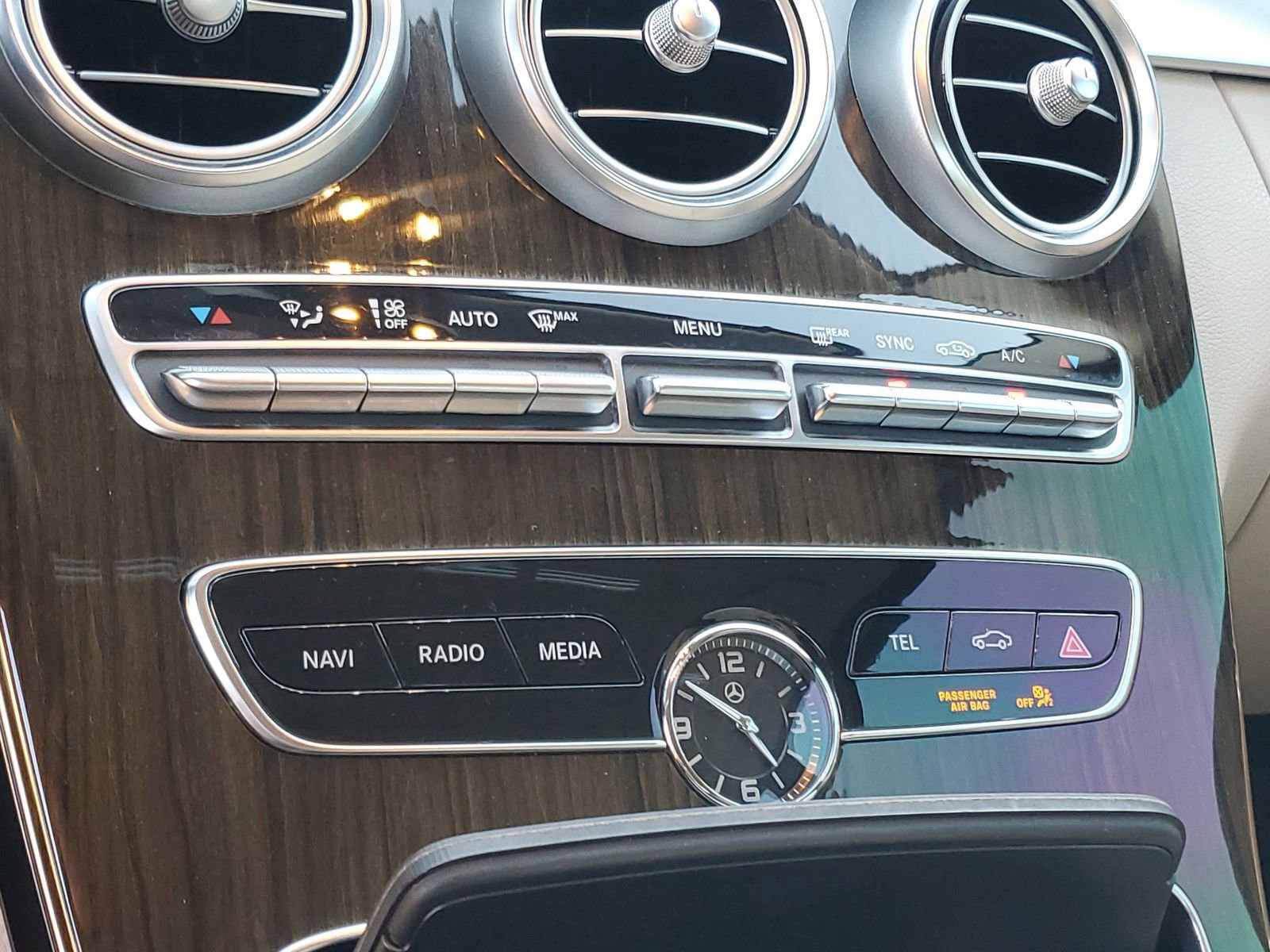 Used 2021 Mercedes-Benz C 300 Sedan w/ Premium Package image 19