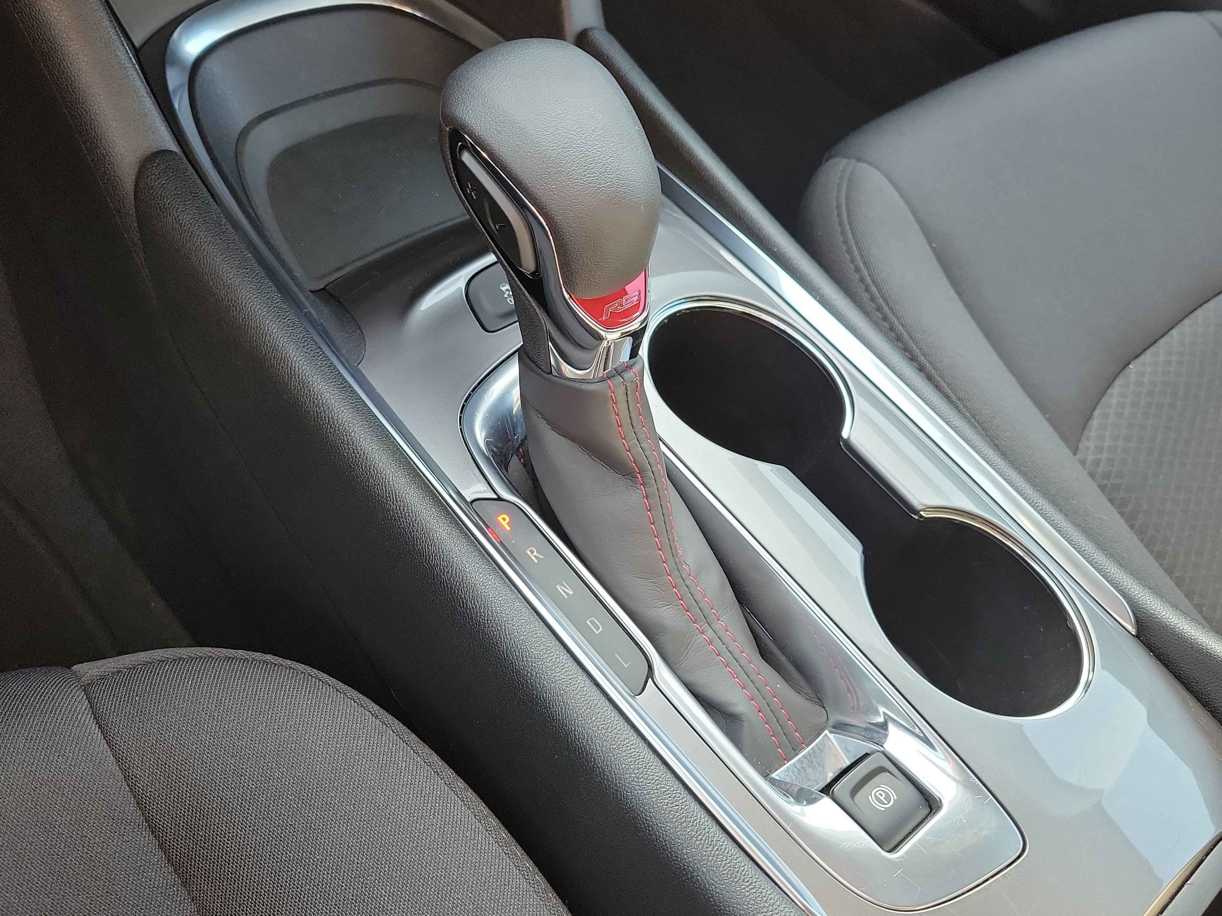 Used 2022 Chevrolet Malibu RS image 35