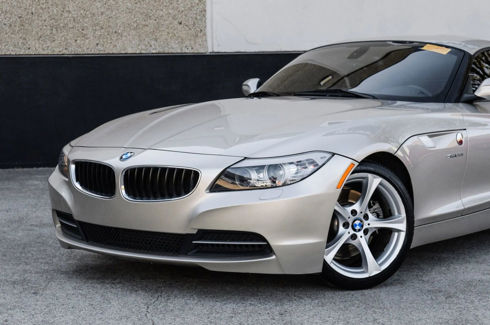 Used 2012 BMW Z4 sDrive28i image 4