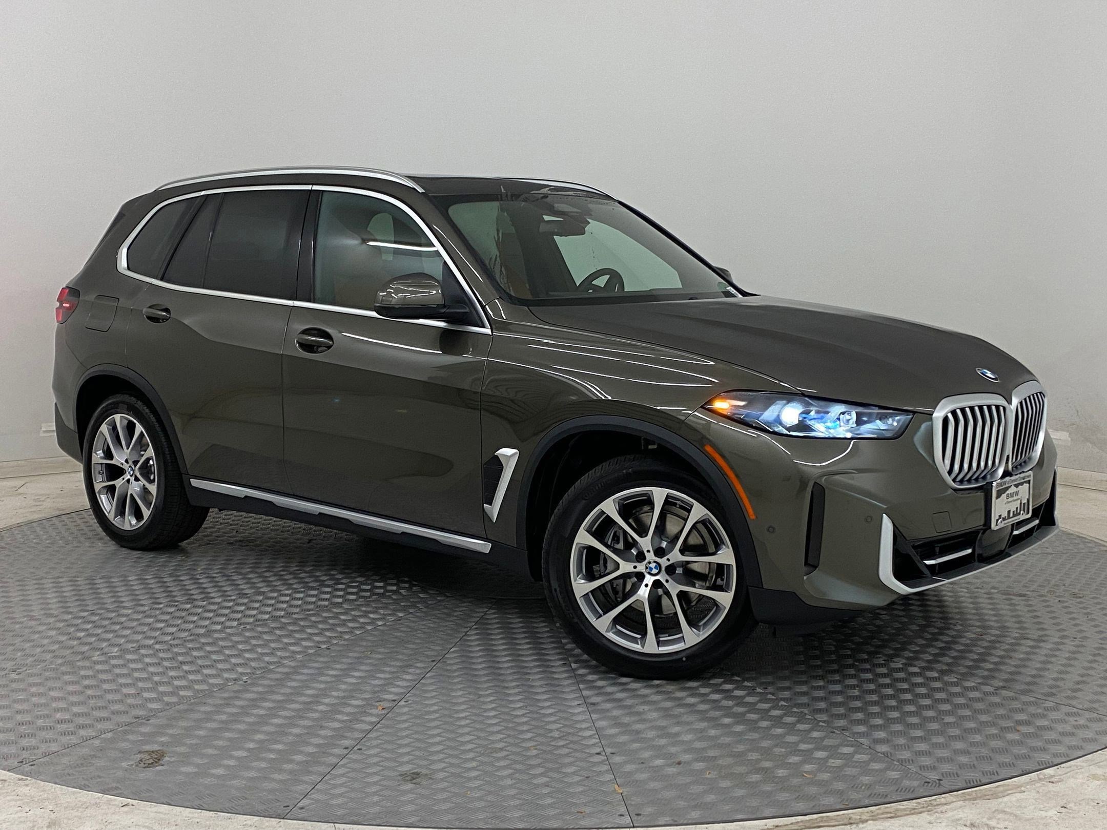 Used 2026 BMW X5 xDrive40i w/ Premium Package image 6