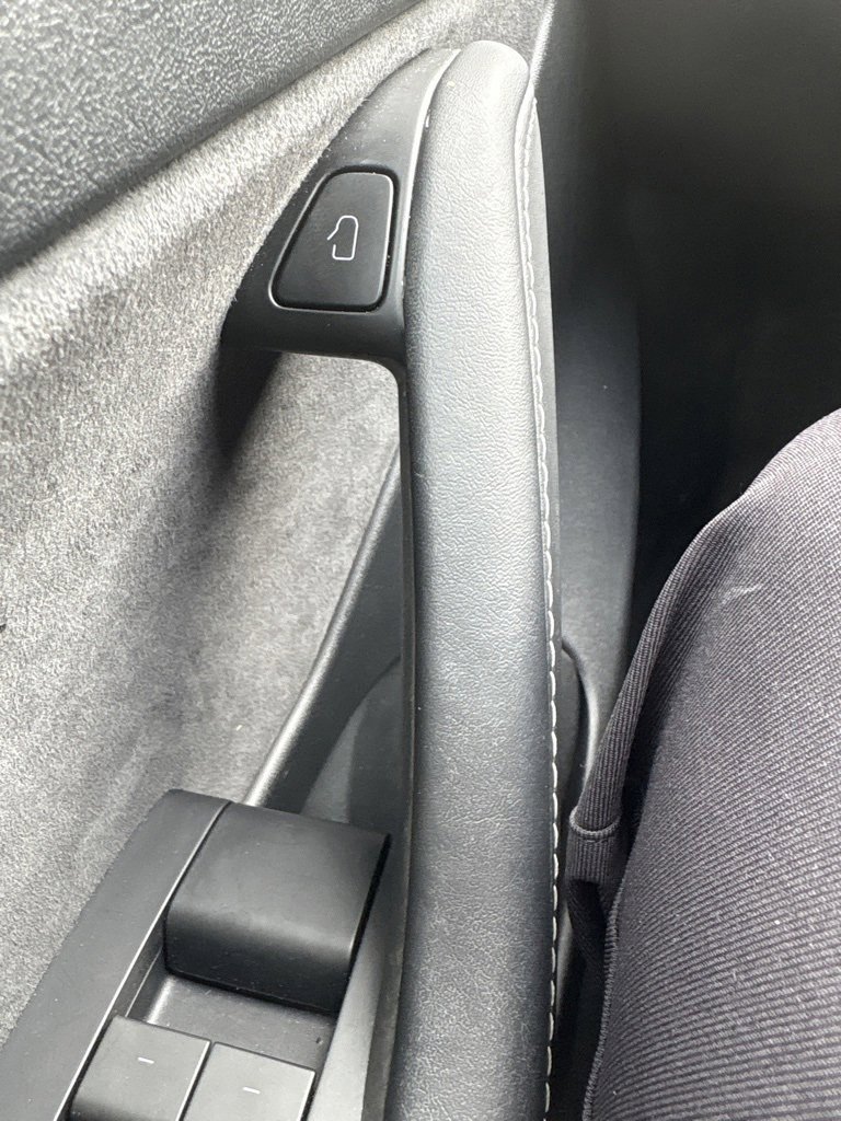 Used 2023 Tesla Model 3 Standard Range image 20