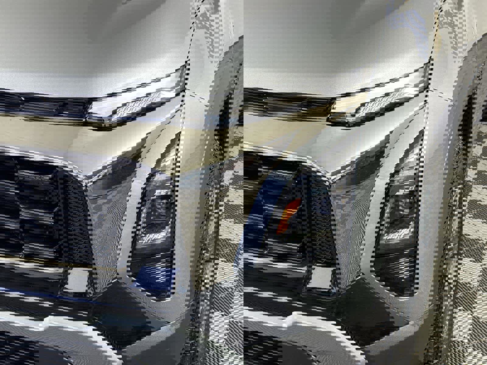 Used 2025 Chevrolet Equinox ACTIV image 9