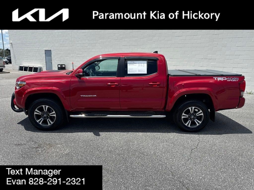 Used 2016 Toyota Tacoma TRD Sport w/ Towing Package AWD/4WD image 4