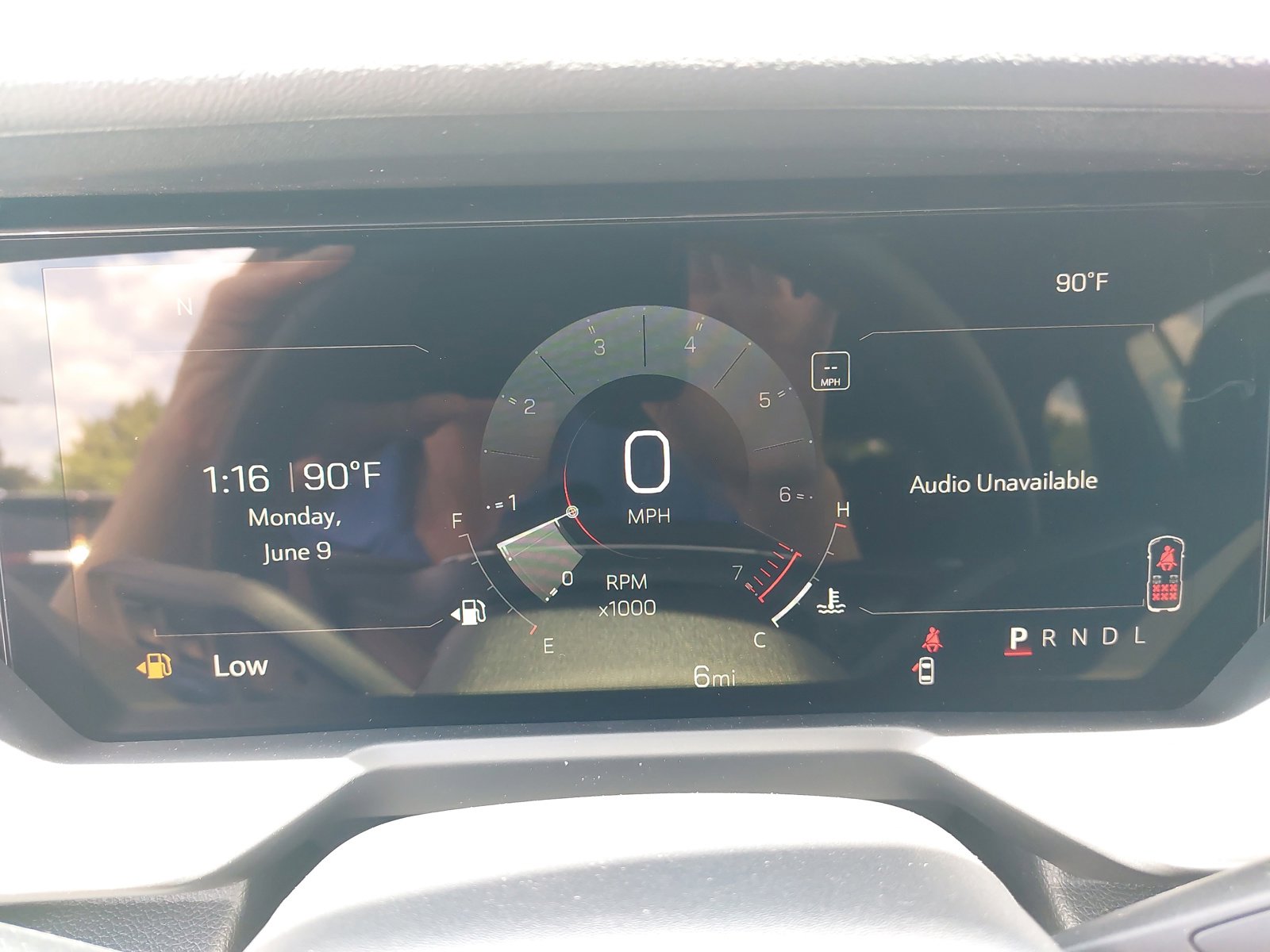 New 2025 GMC Acadia Elevation image 21