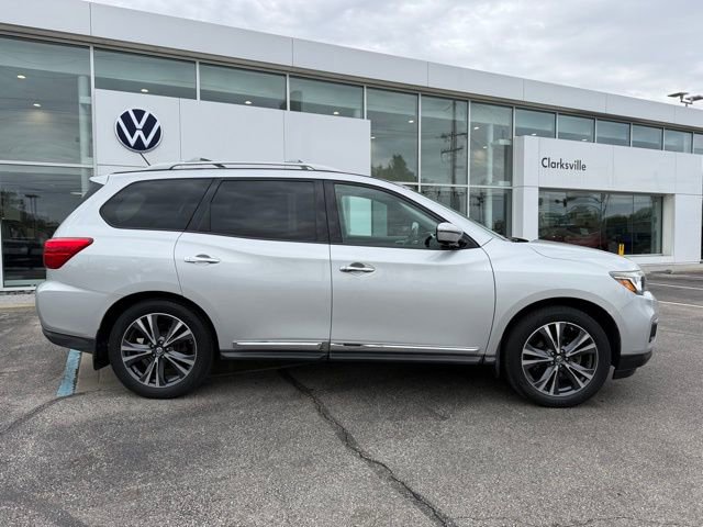 Used 2017 Nissan Pathfinder Platinum w/ Cargo Package image 7