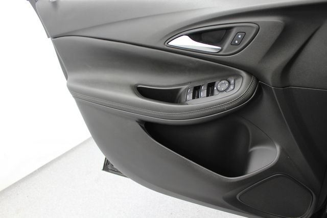Used 2023 Buick Encore GX Preferred w/ Cold Weather Comfort Package AWD/4WD image 15