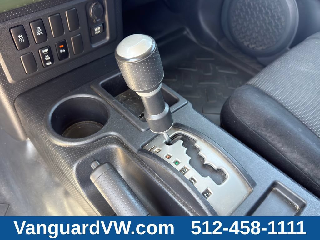 Used 2012 Toyota FJ Cruiser 2WD w/ Upgrade Pkg image 16