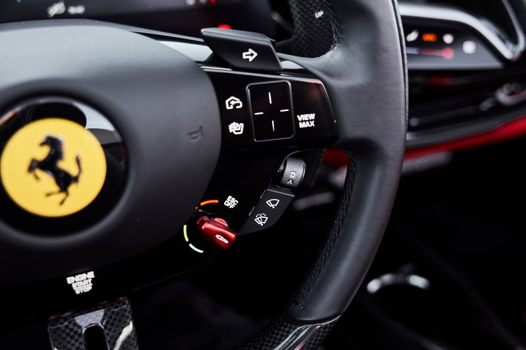 Used 2024 Ferrari SF90 Spider image 58