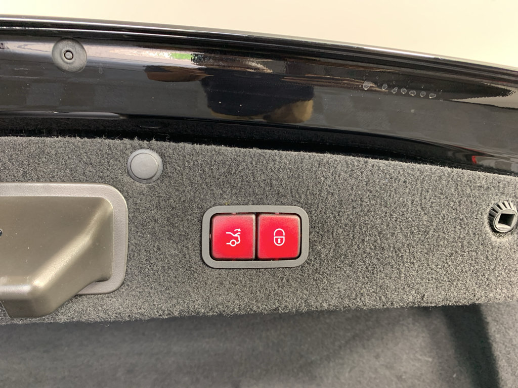 Used 2018 Mercedes-Benz S 450 Sedan image 38