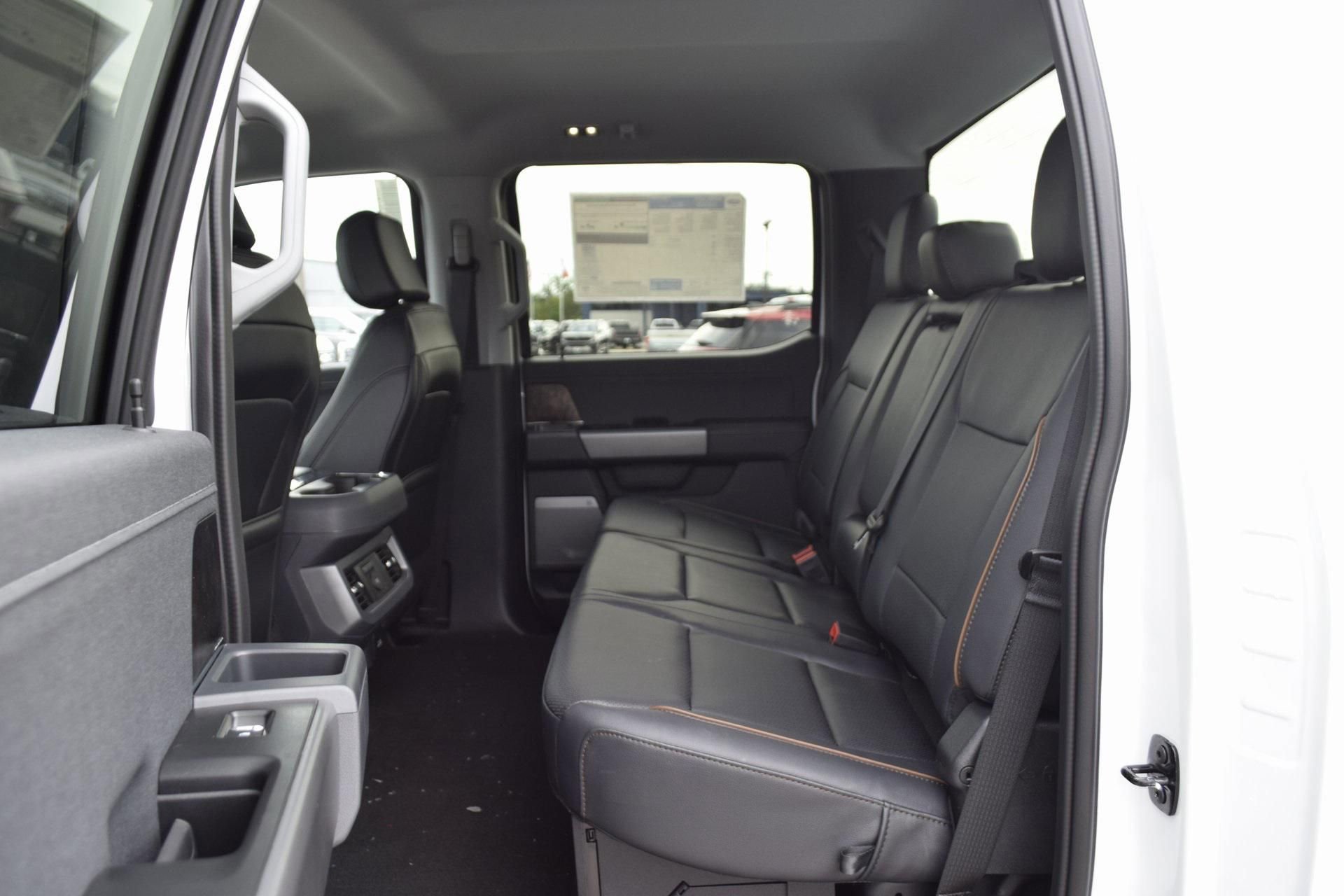 New 2026 Ford F250 Lariat w/ FX4 Off-Road Package image 20