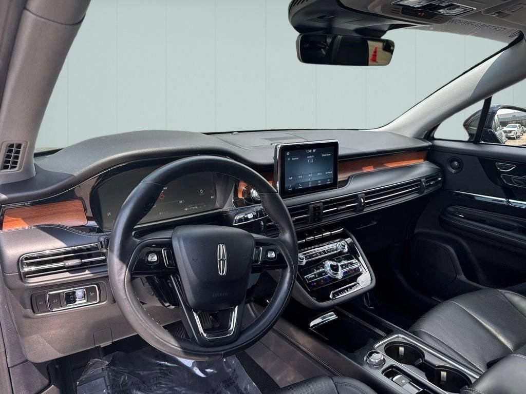 Used 2022 Lincoln Corsair Reserve w/ Equipment Group 201A AWD/4WD image 11