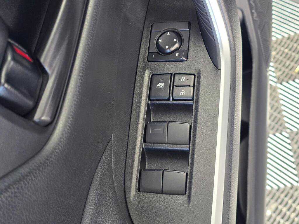 Used 2025 Toyota RAV4 LE image 21