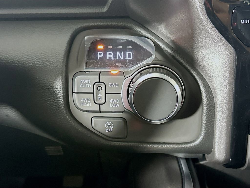 New 2026 RAM 1500 Big Horn AWD/4WD image 11