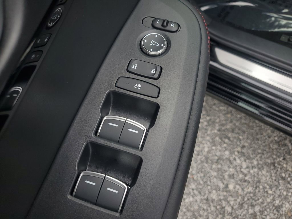 Certified 2025 Acura ADX A-Spec image 21