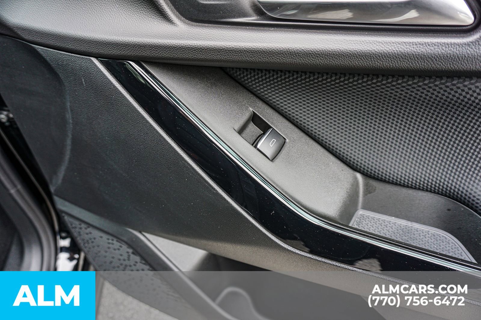 Used 2025 Chevrolet Equinox RS w/ Convenience Package III image 52