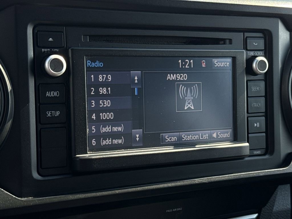 Used 2019 Toyota Tacoma SR image 17