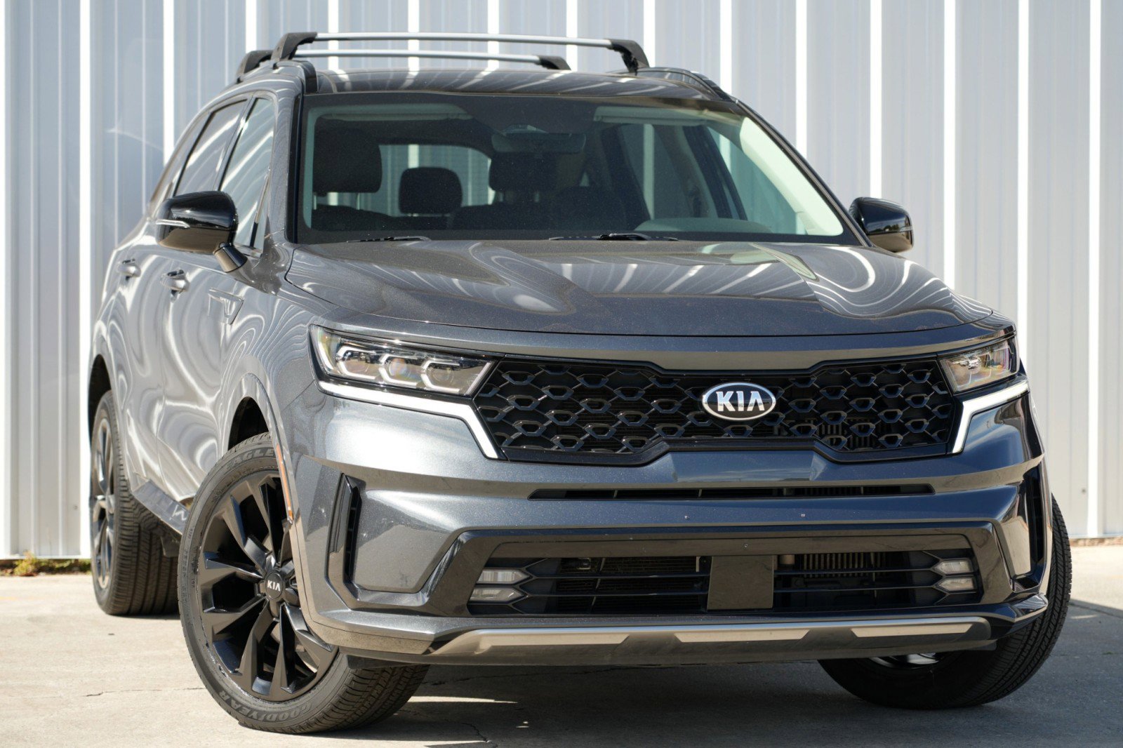Used 2021 Kia Sorento SX image 2