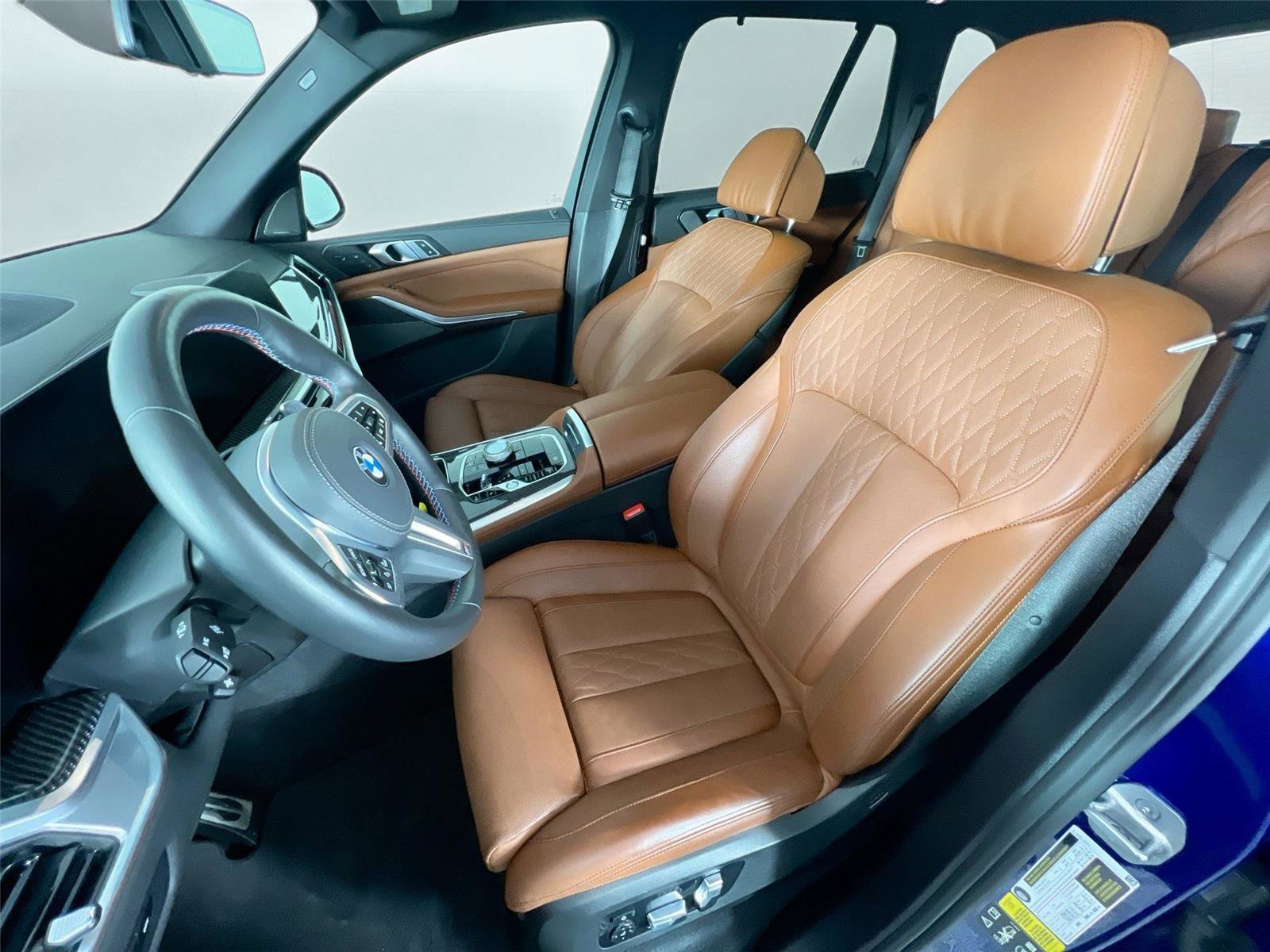 Used 2024 BMW X5 M60i image 21