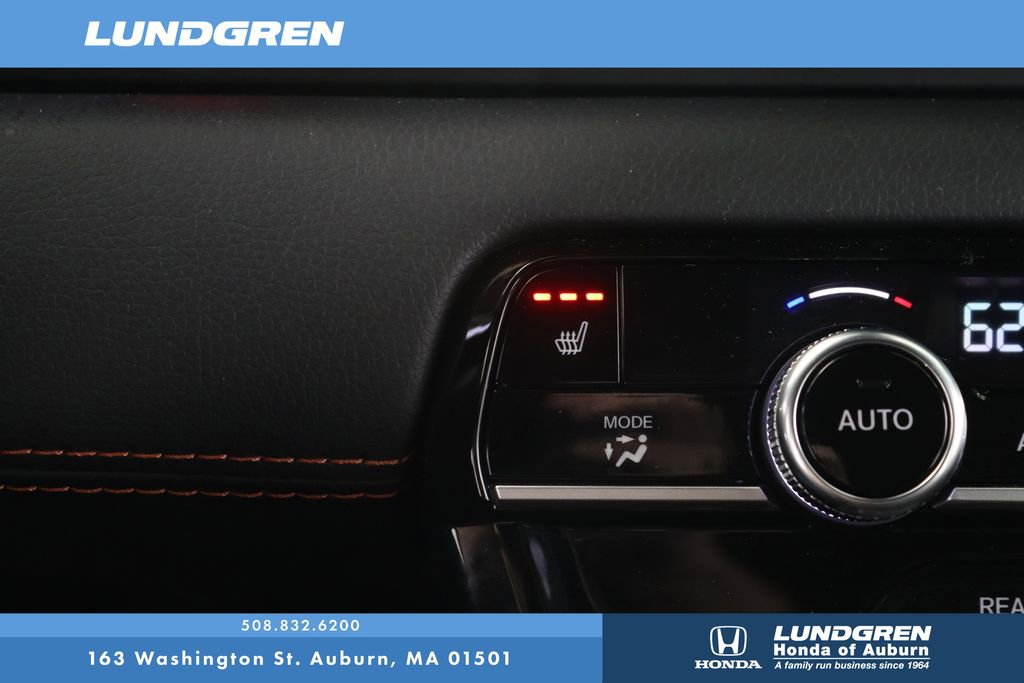 Used 2023 Honda Pilot Sport image 27
