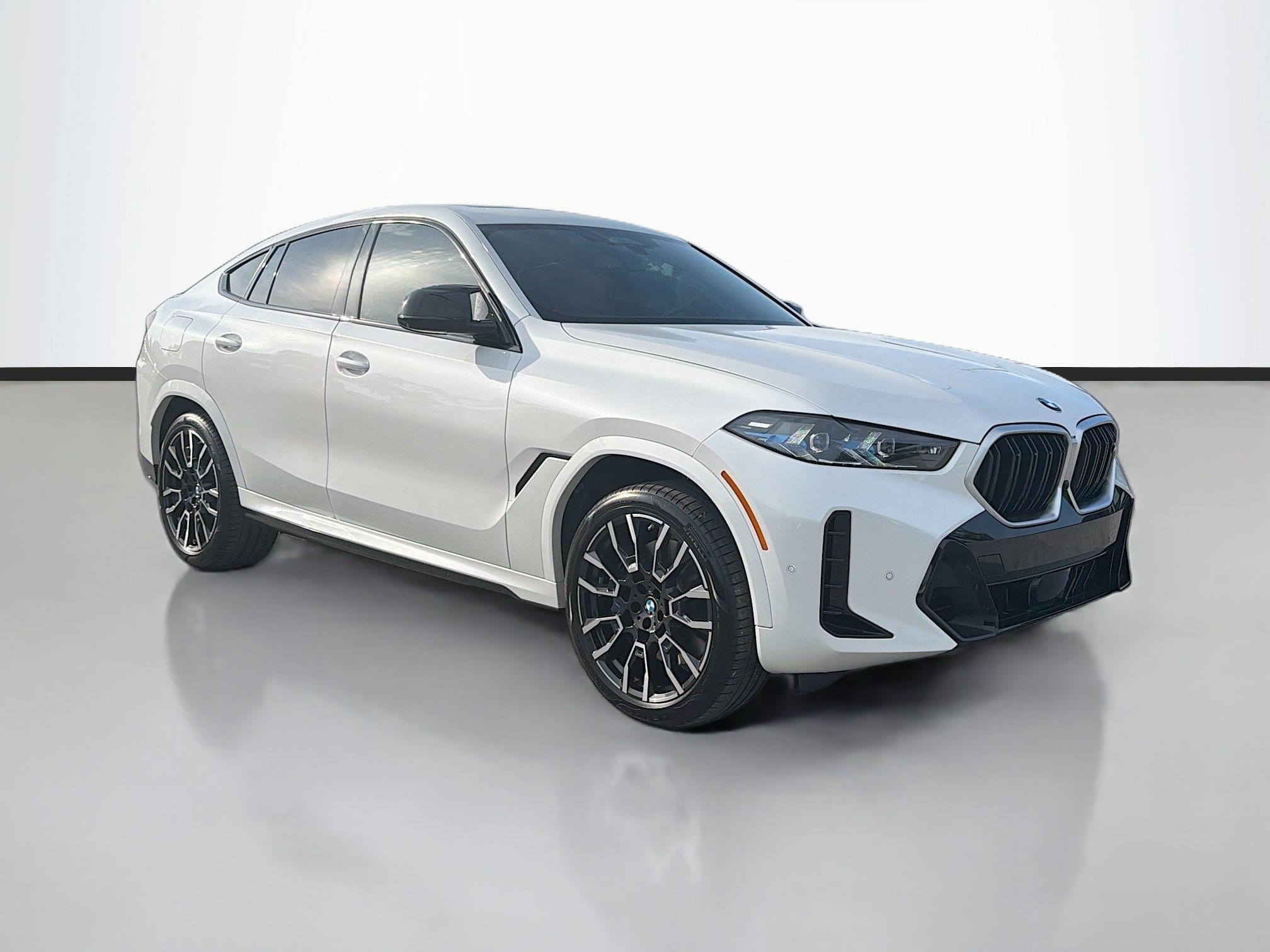 Used 2025 BMW X6 M60i AWD/4WD image 7