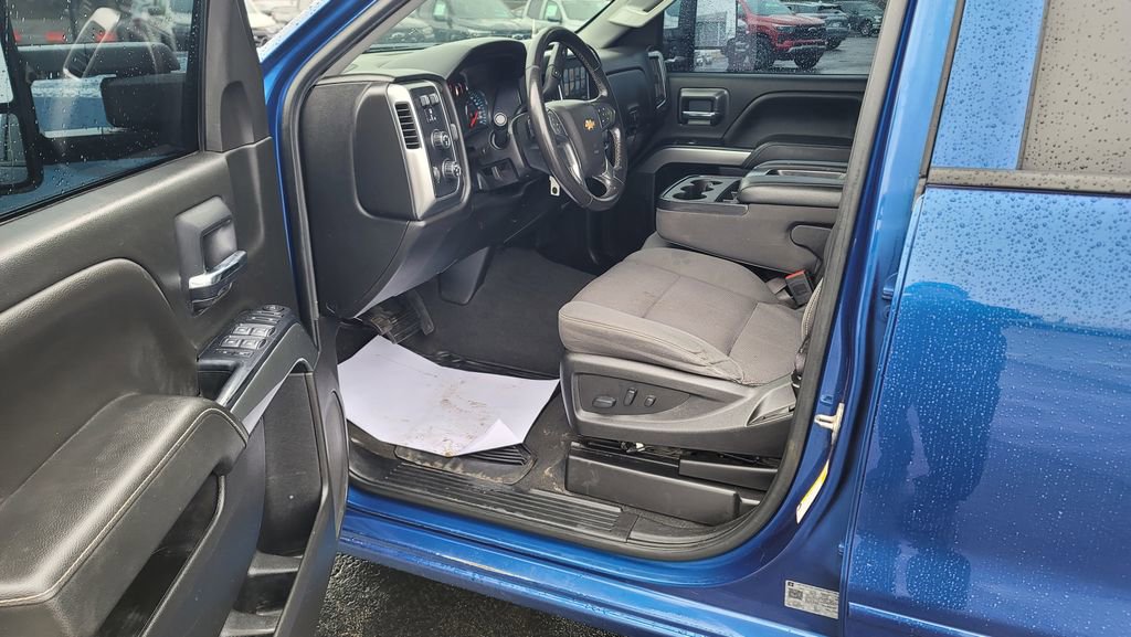 Used 2019 Chevrolet Silverado 1500 LT w/ All Star Edition image 18