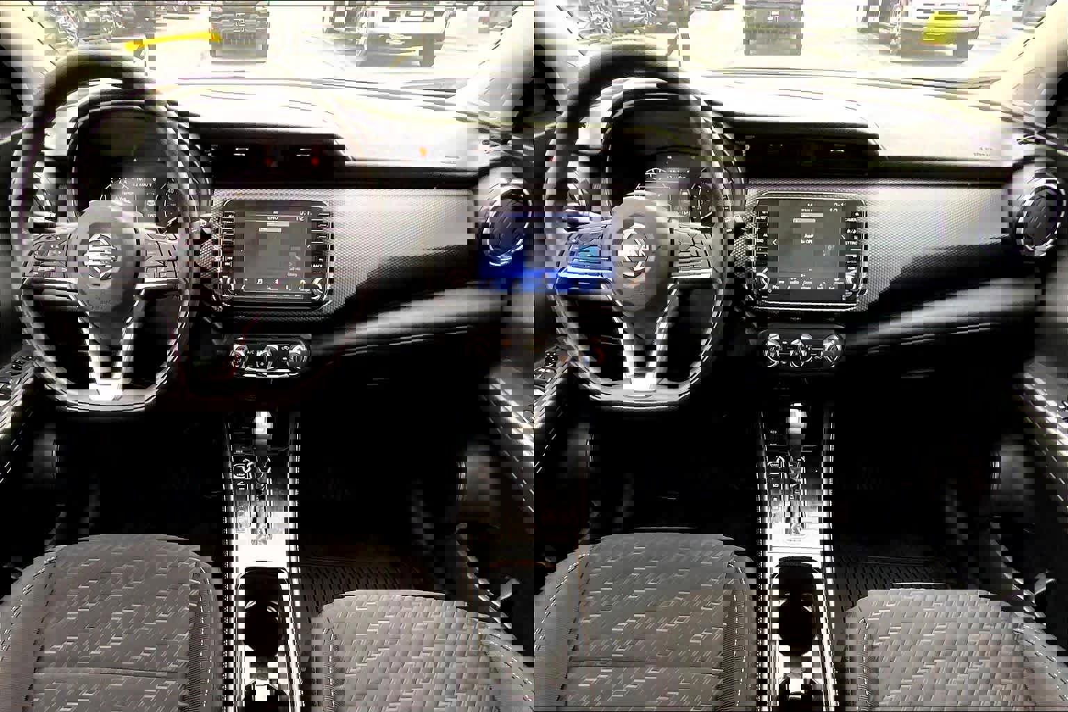 Used 2023 Nissan Kicks SV image 13