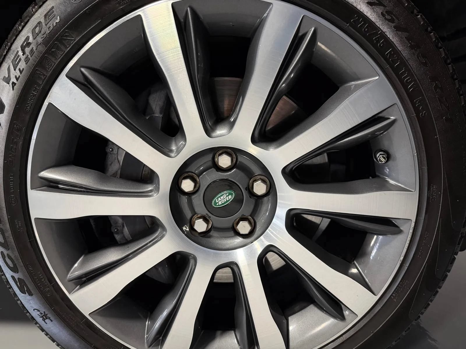 Used 2014 Land Rover Range Rover Autobiography AWD/4WD image 9