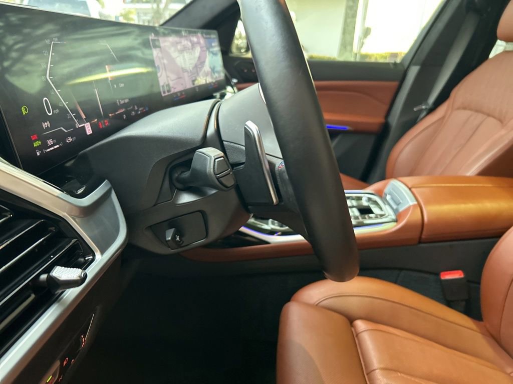 Used 2023 BMW X7 M60i w/ Executive Package image 56