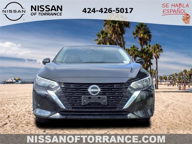 Used 2025 Nissan Sentra SV image 2