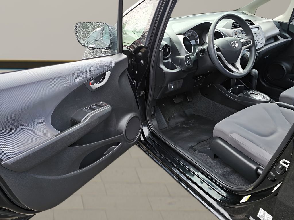 Used 2013 Honda Fit image 16