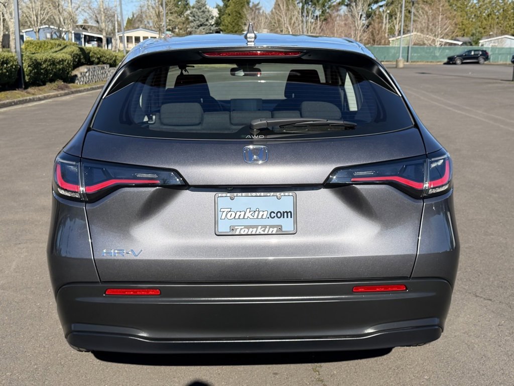 Used 2025 Honda HR-V LX image 7