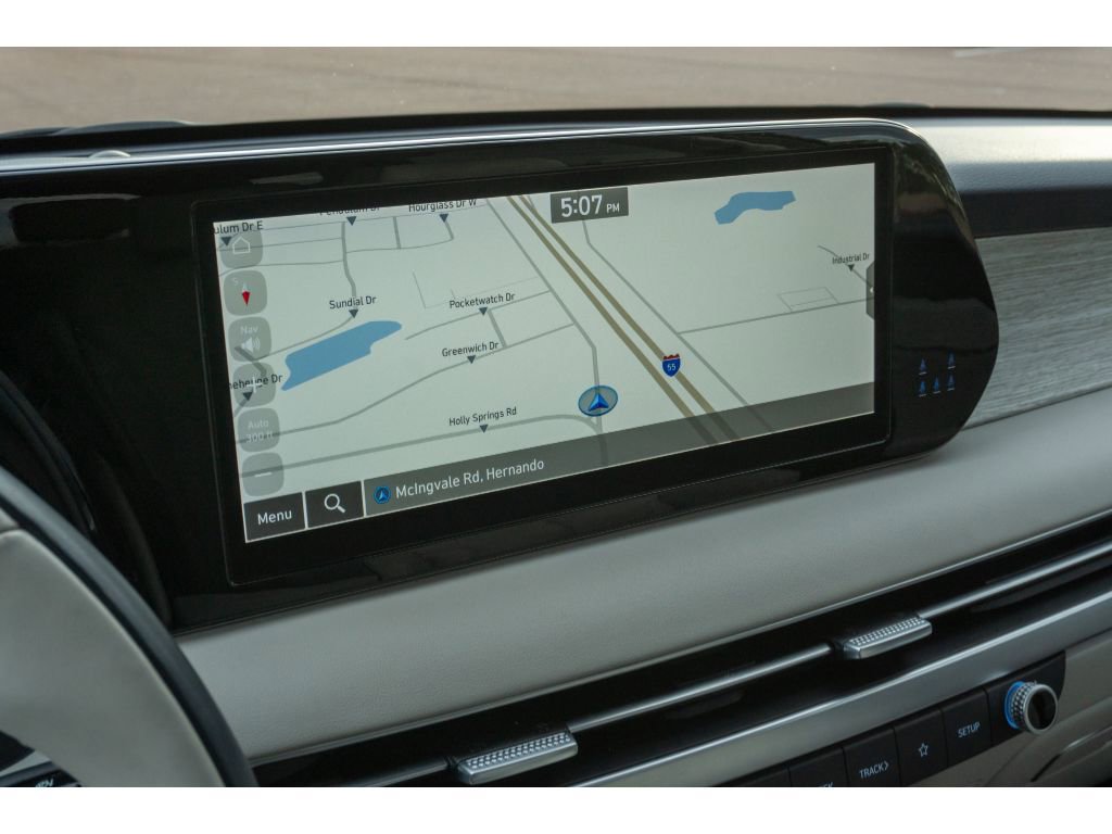 Used 2024 Hyundai Palisade Calligraphy image 24