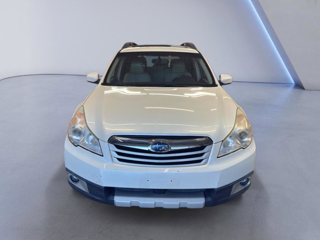 Used 2012 Subaru Outback 2.5i Limited w/ Moonroof Pkg image 2