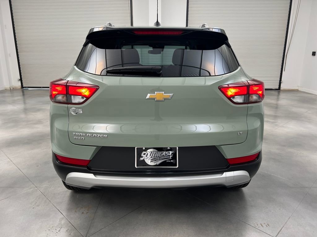 Used 2025 Chevrolet TrailBlazer LT image 6