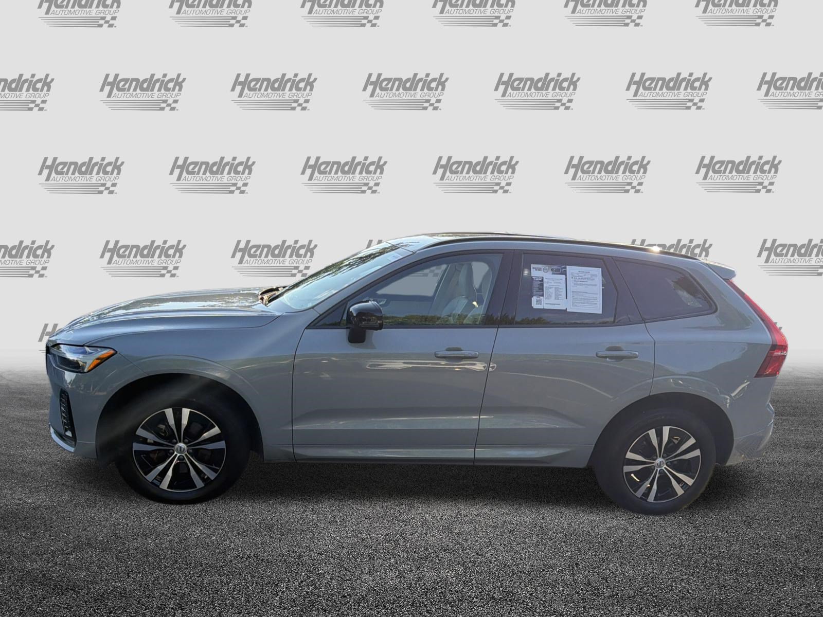 Certified 2024 Volvo XC60 B5 Core w/ Protection Package Premier AWD/4WD image 7