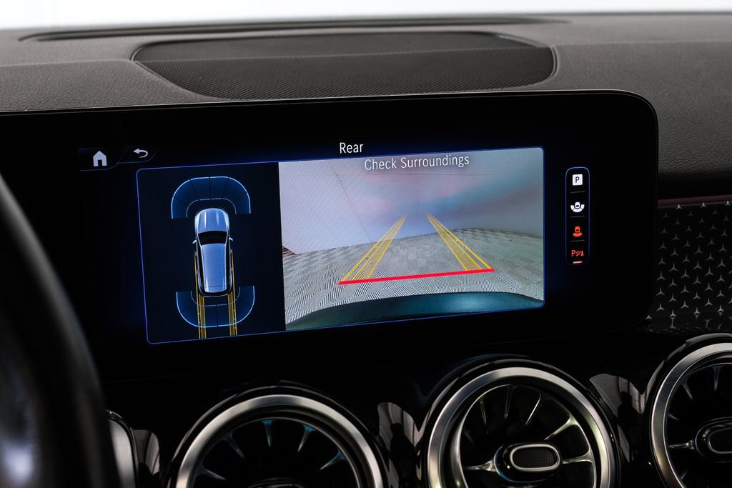 Used 2024 Mercedes-Benz EQB 250+ w/ Winter Package image 20