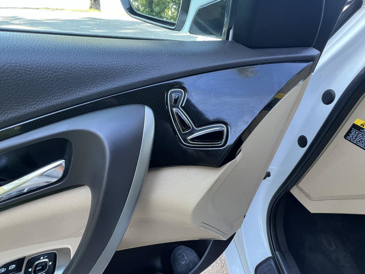 Used 2013 Hyundai Azera FWD image 21