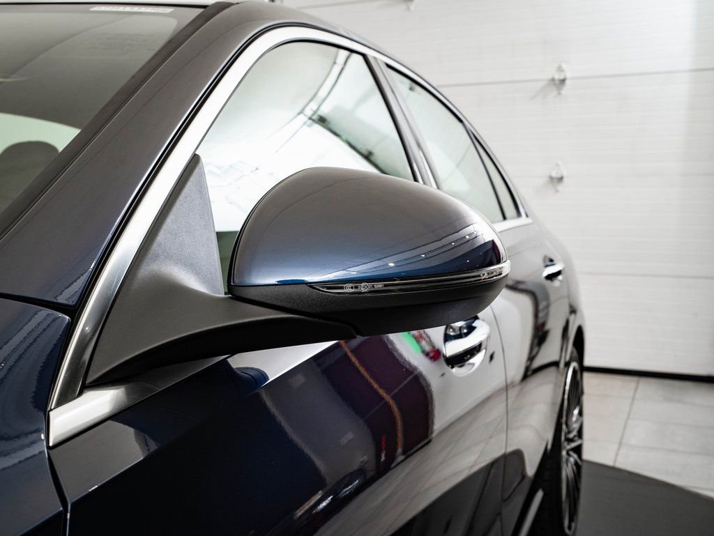 New 2026 Mercedes-Benz C 300 4MATIC Sedan image 17