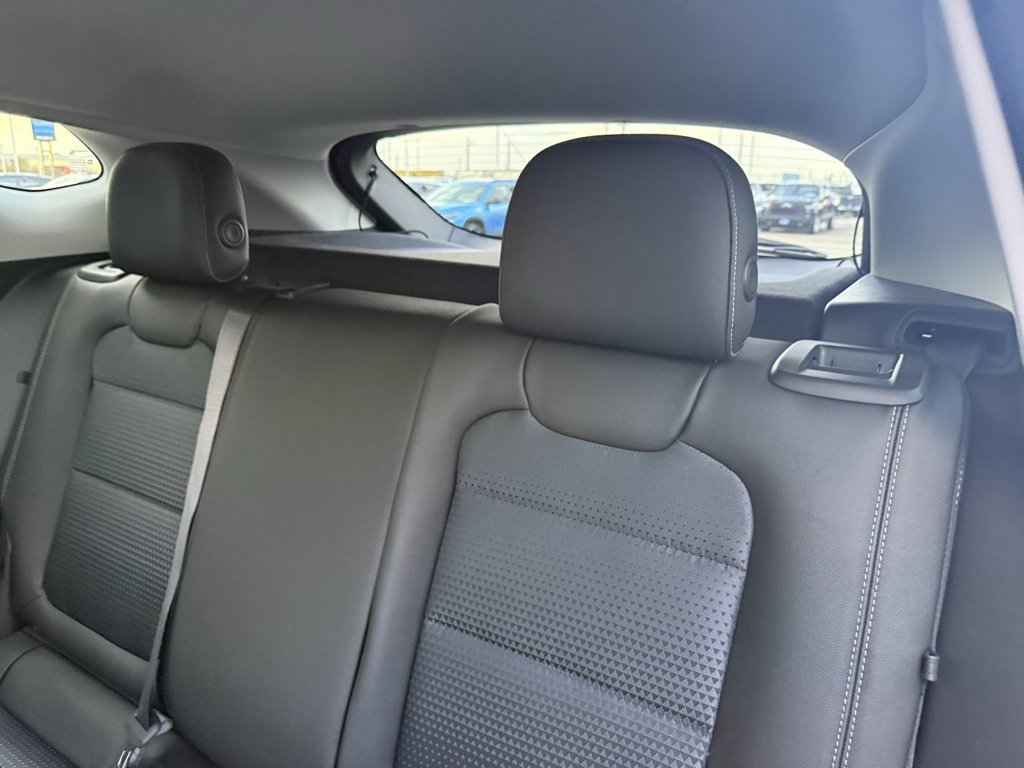 New 2026 Chevrolet Trax LT w/ Sunroof Package image 30