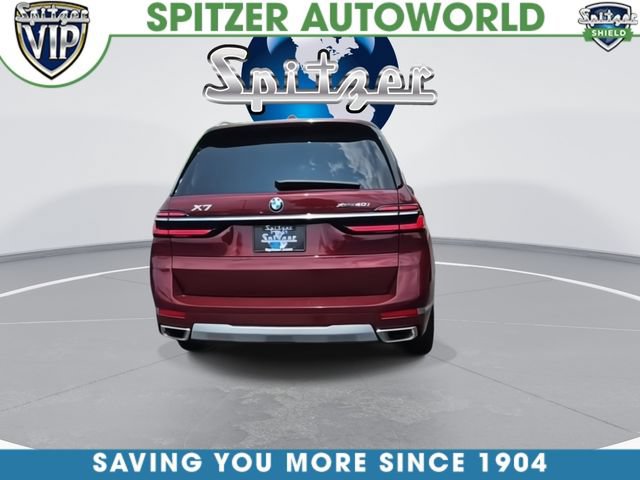 Used 2025 BMW X7 xDrive40i AWD/4WD image 4
