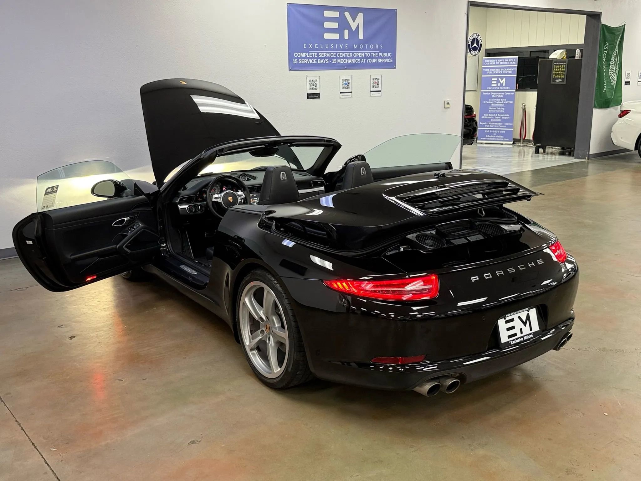 Used 2014 Porsche 911 Carrera S image 33