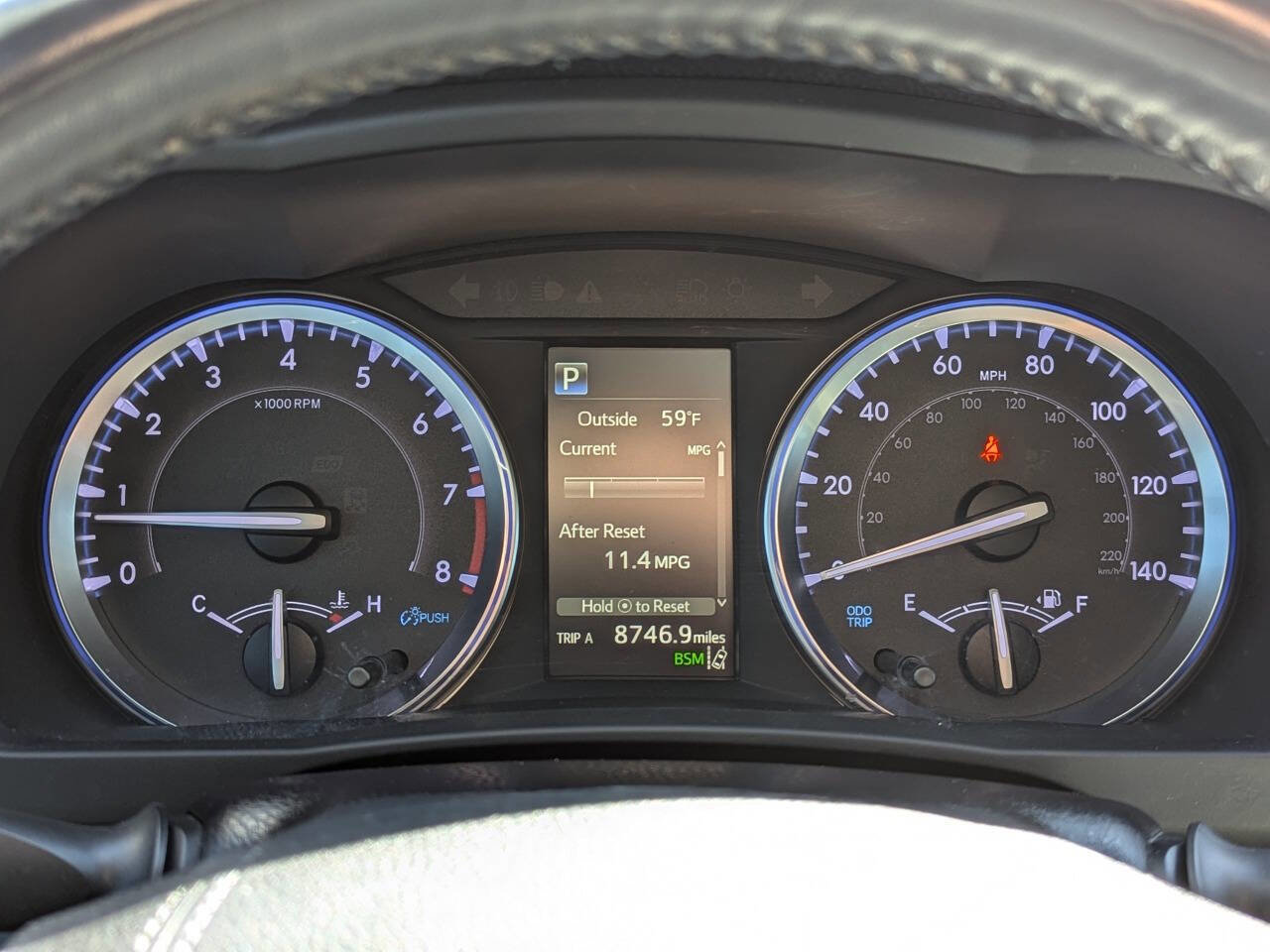Used 2019 Toyota Highlander XLE FWD image 19