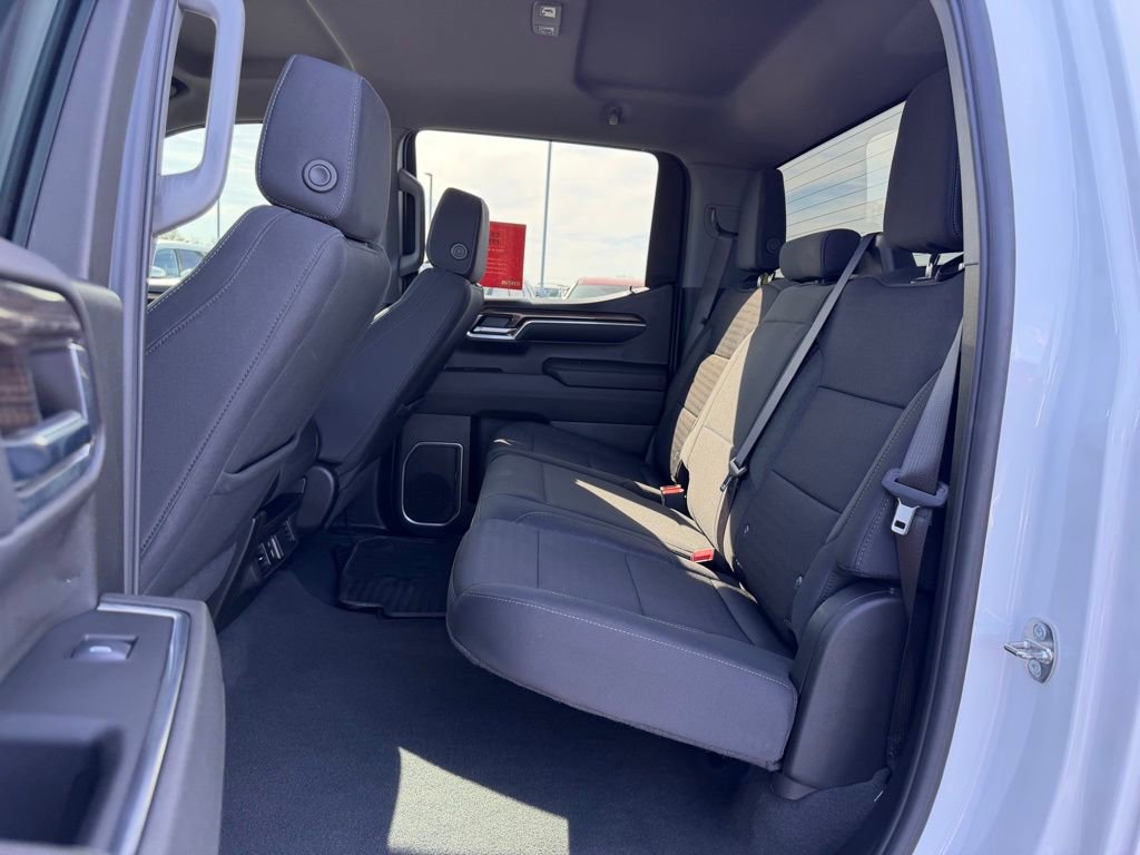 Used 2024 Chevrolet Silverado 1500 LT image 15